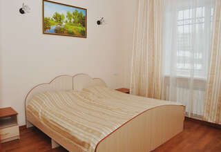 Гостиница Guest House Lotos Саратов Стандартный двухместный номер с 1 кроватью-1